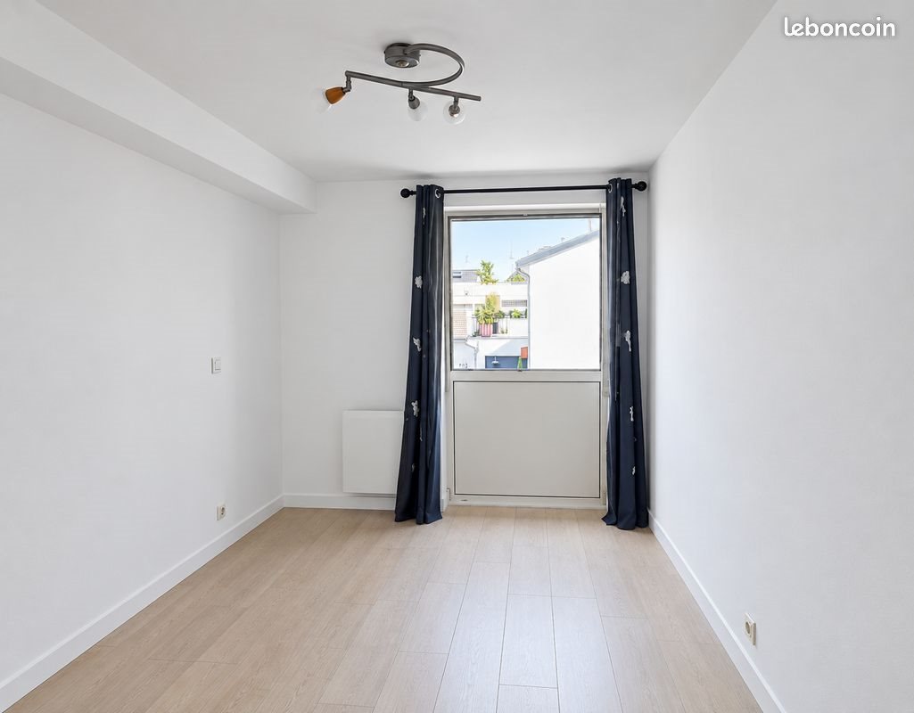 Appartement à louer, 59m², Courbevoie