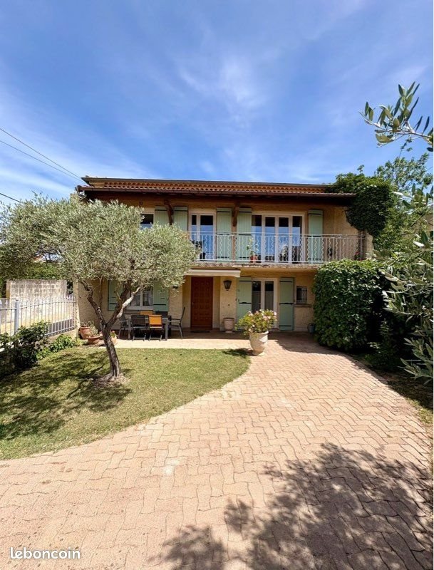 Maison à vendre, 200m², Orange