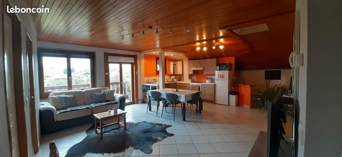 Appartement à louer, 75m², Bogève