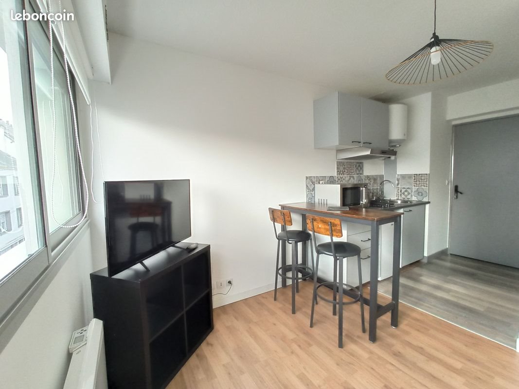 Appartement à louer, 16m², Saint-Nazaire