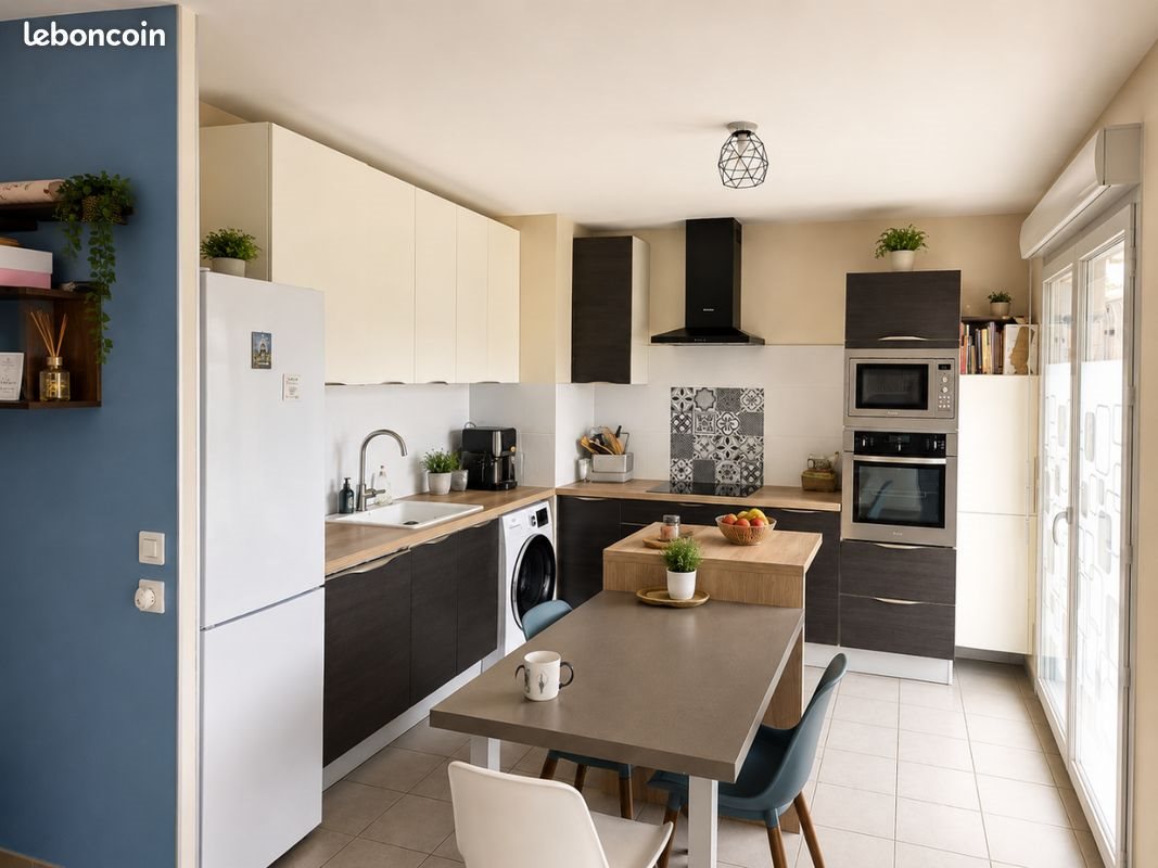 Appartement à vendre, 76m², Vénissieux