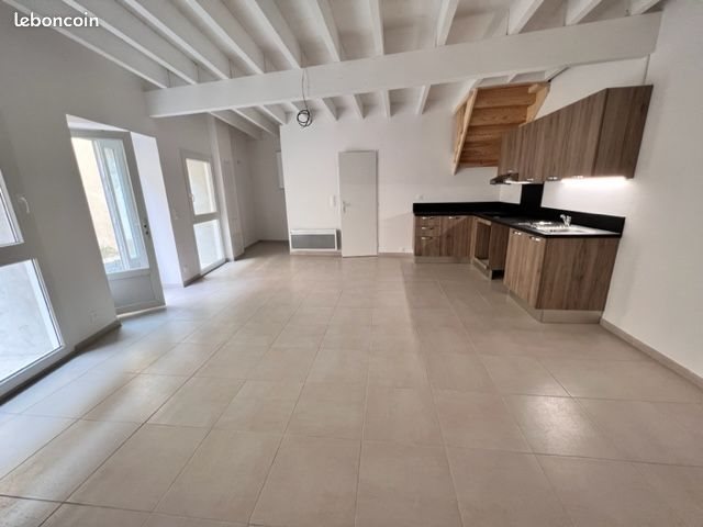 Appartement à louer, 70m², Caudrot
