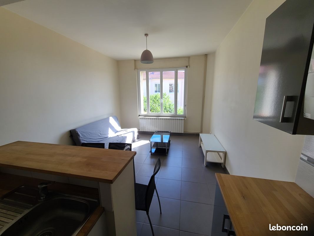 Appartement à louer, 40m², Toulon