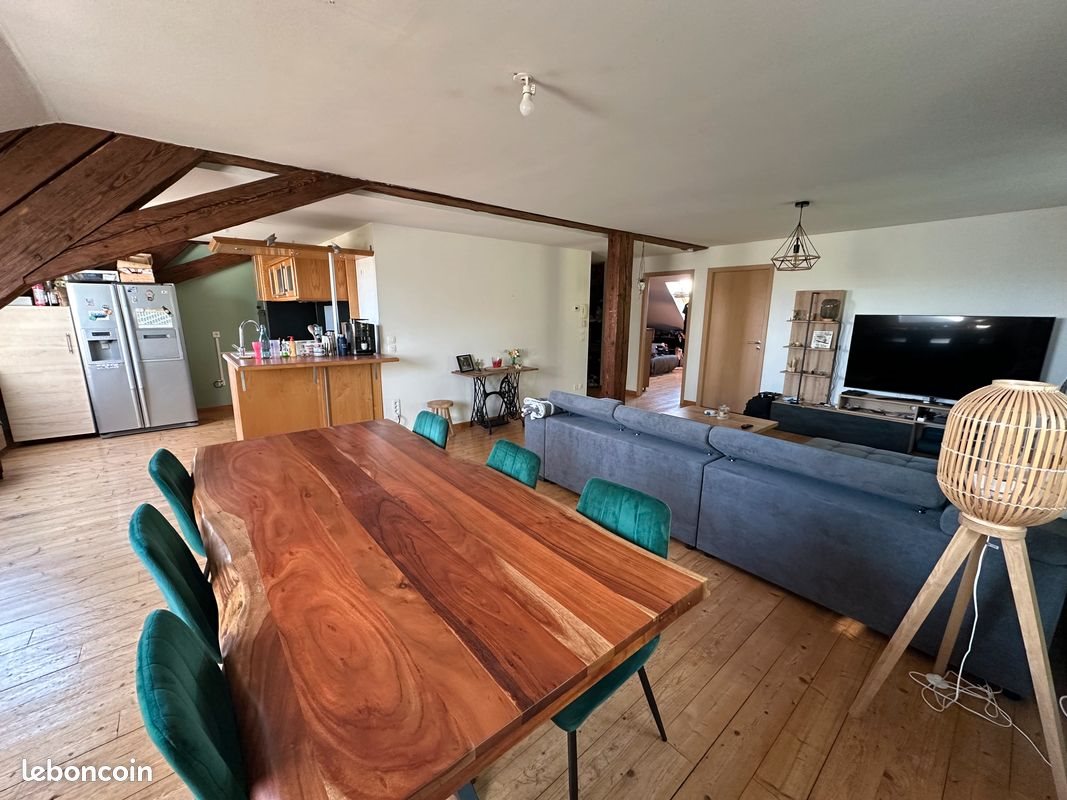 Appartement à louer, 84m², Réding