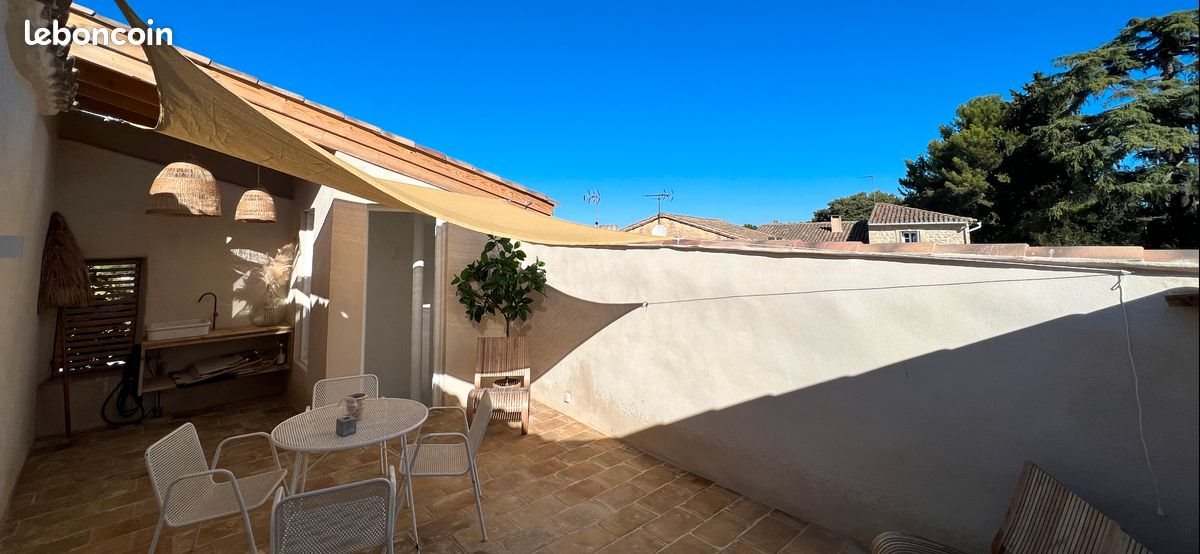 Appartement à louer, 80m², Gallargues-le-Montueux