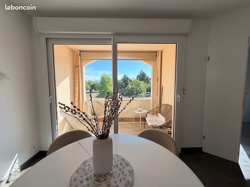Appartement à louer, 74m², Fontaine-lès-Dijon