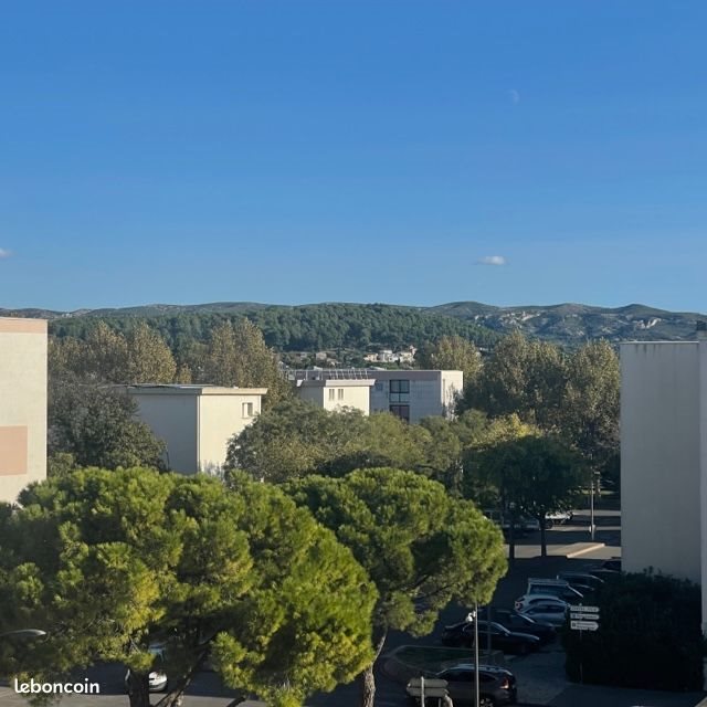 Appartement à louer, 57m², Marignane