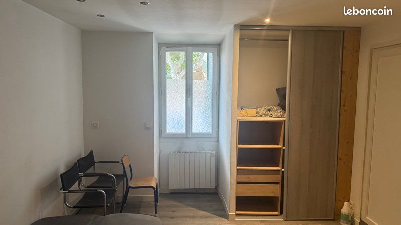 Appartement à louer, 25m², La Destrousse