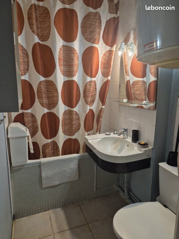 Appartement à louer, 18m², La Seyne-sur-Mer