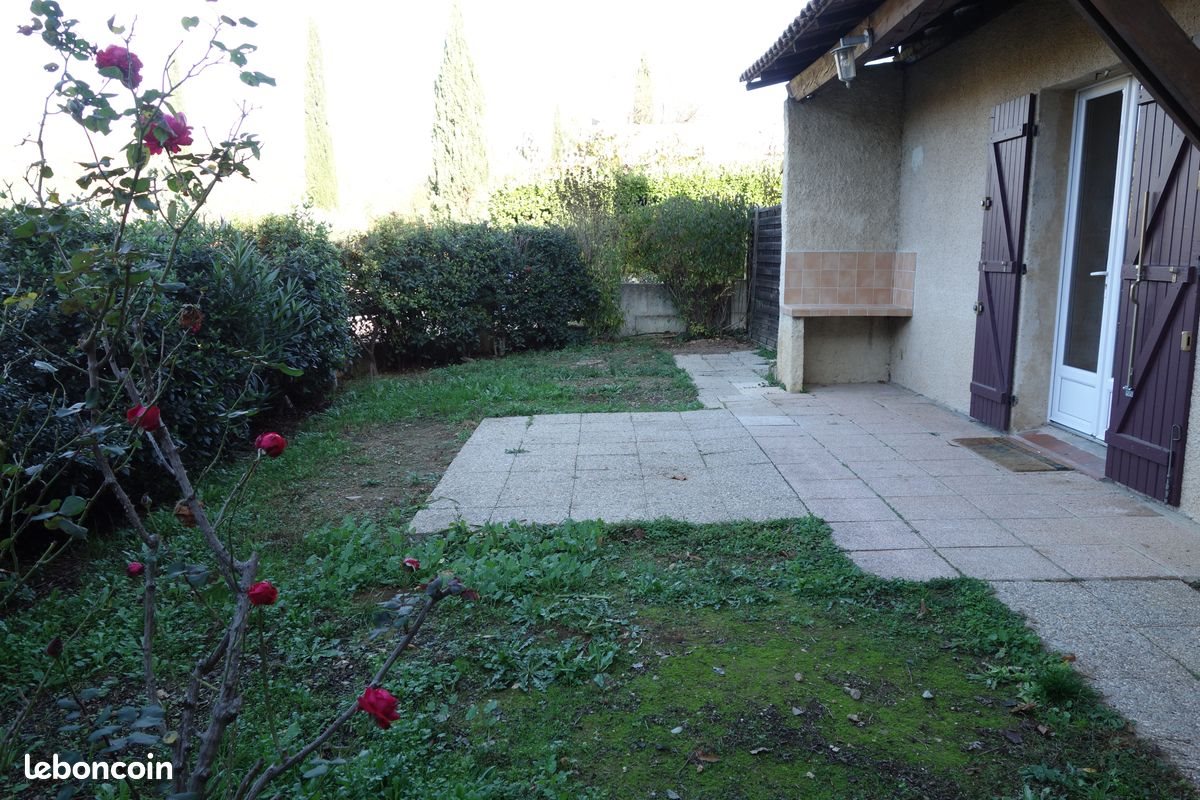 Appartement à louer, 45m², Roquevaire