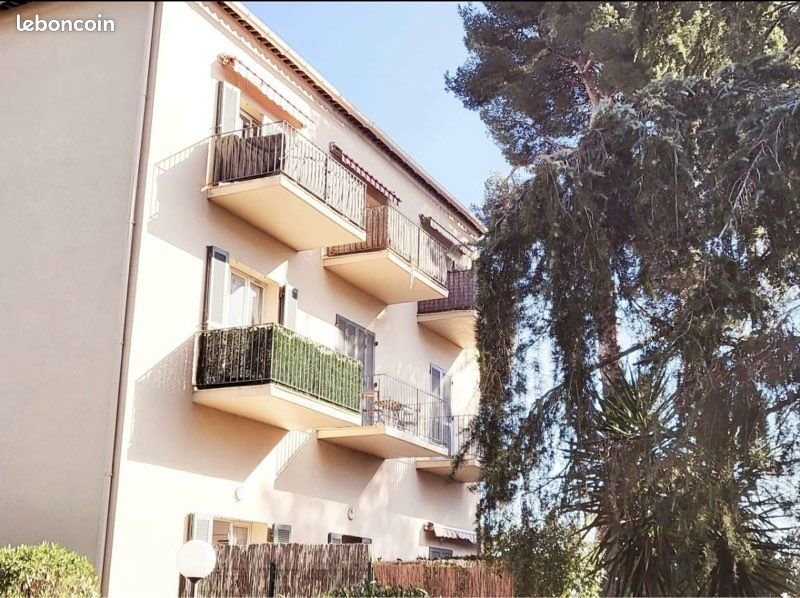 Appartement à louer, 20m², Hyères