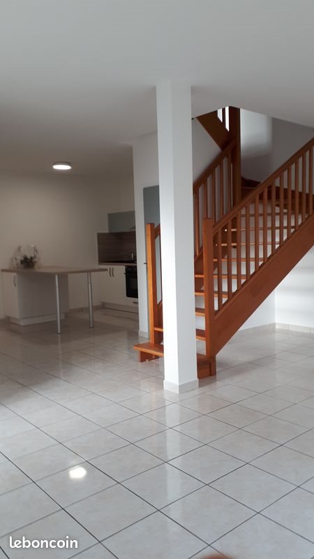 Maison à louer, 100m², Saint-Denis-la-Chevasse