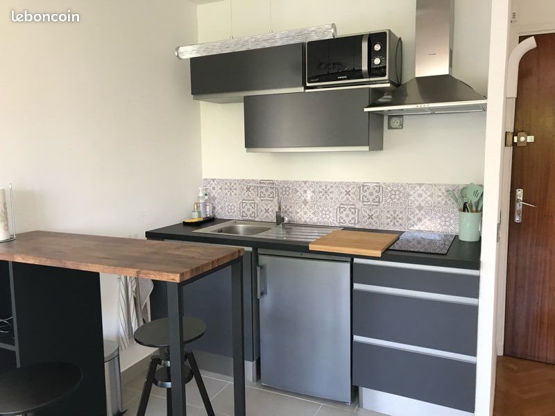 Appartement à louer, 30m², Marseille 8ème