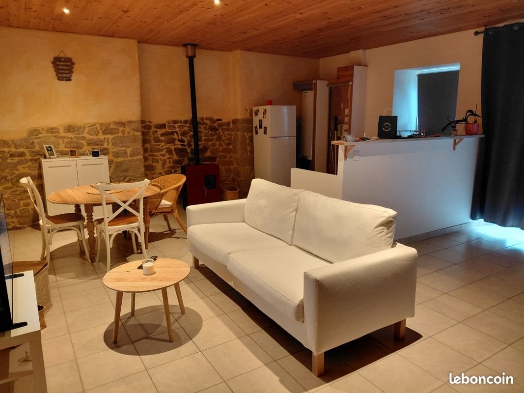 Maison à louer, 80m², Aucaleuc