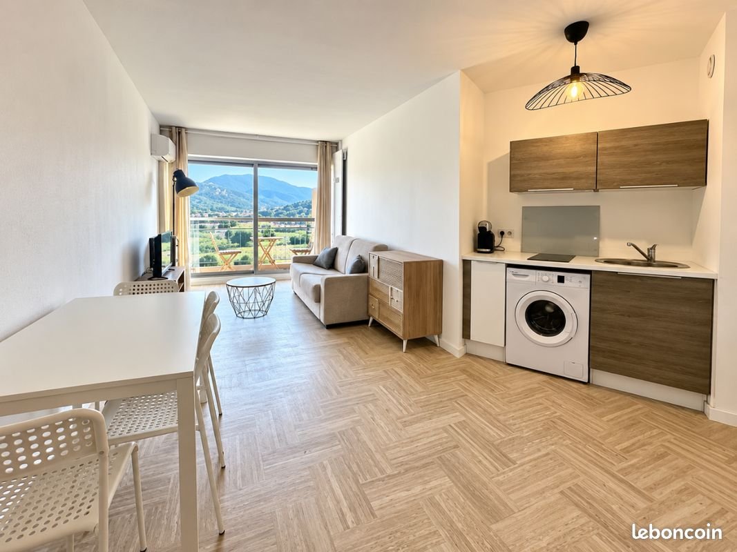 Appartement à louer, 27m², Mandelieu-la-Napoule