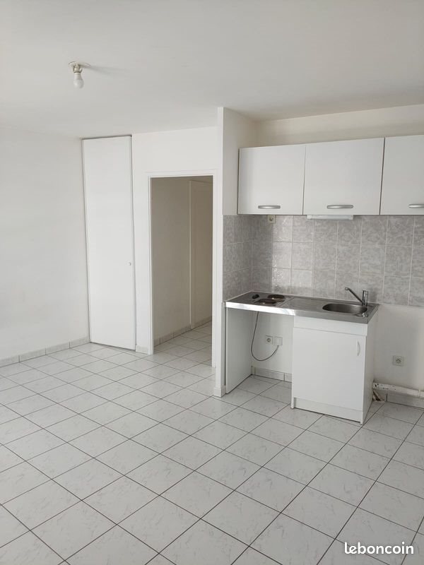 Appartement à louer, 25m², Cergy