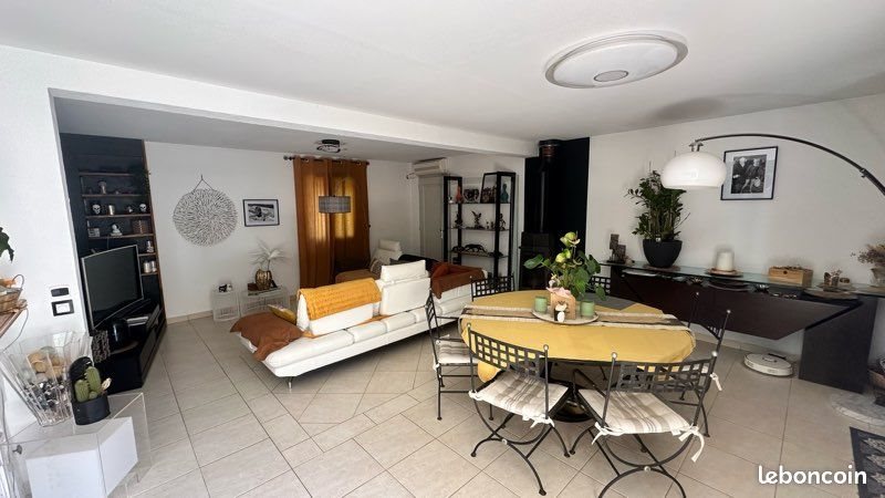 Maison à vendre, 158m², Taradeau