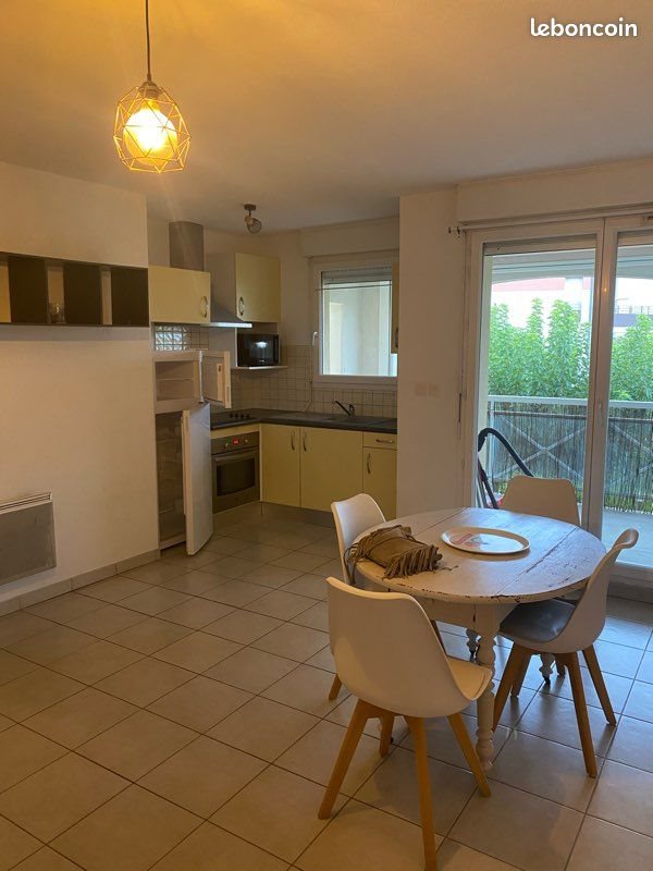 Appartement à louer, 46m², L'Isle-sur-la-Sorgue