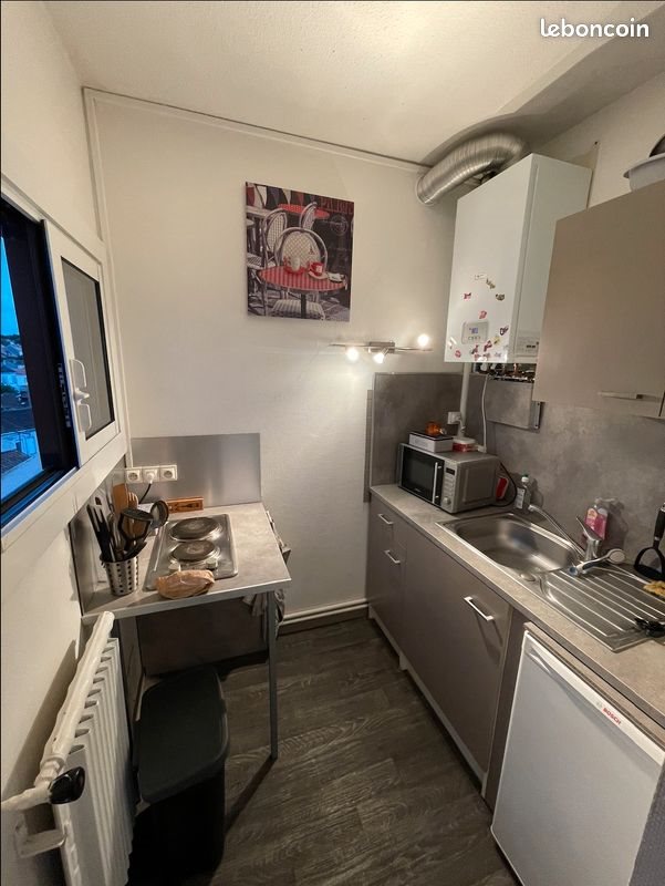 Appartement à louer, 24m², Saintes