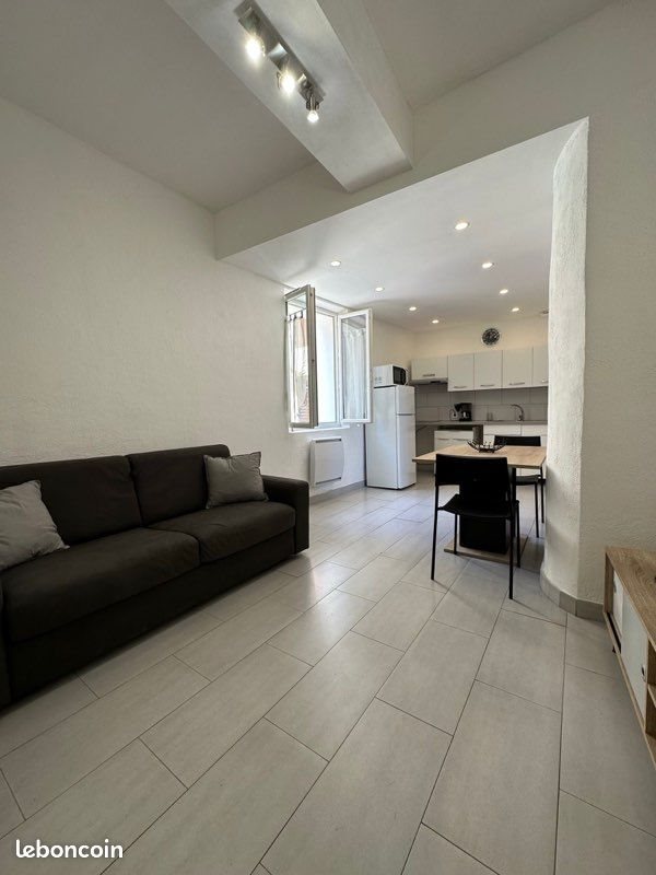Appartement à louer, 31m², Mandelieu-la-Napoule