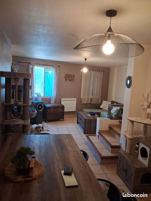 Maison à louer, 60m², Solliès-Toucas