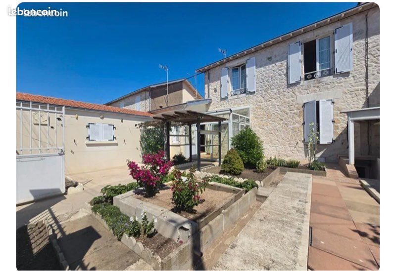 Maison à vendre, 70m², La Rochelle