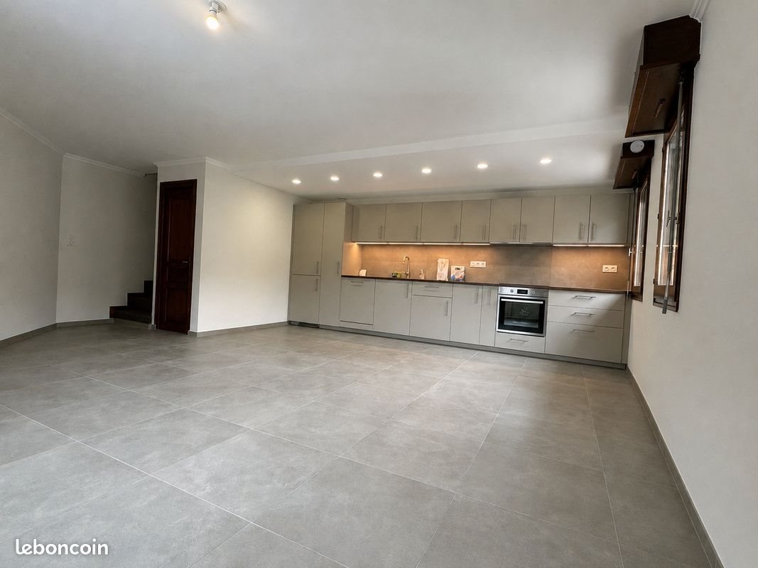 Appartement à louer, 60m², Saint-Julien-en-Genevois