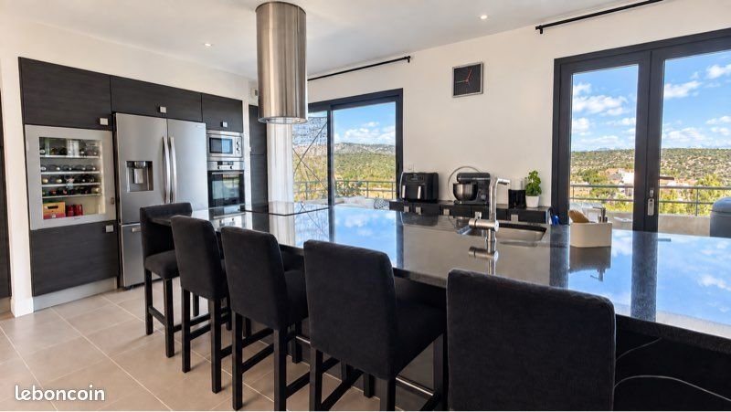 Maison à vendre, 143m², Treilles