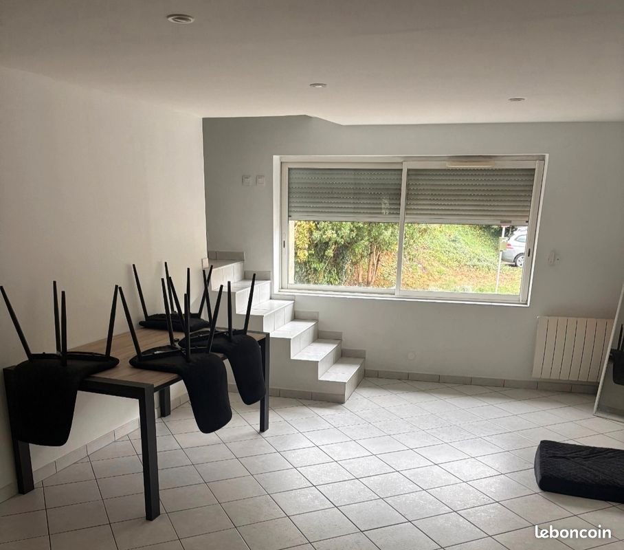 Appartement à louer, 90m², Bettant