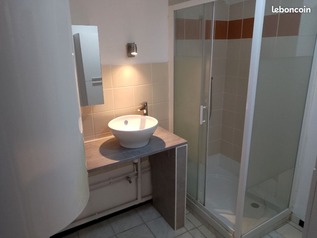 Appartement à louer, 60m², Sommières
