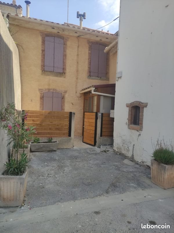 Maison à louer, 104m², Verzeille