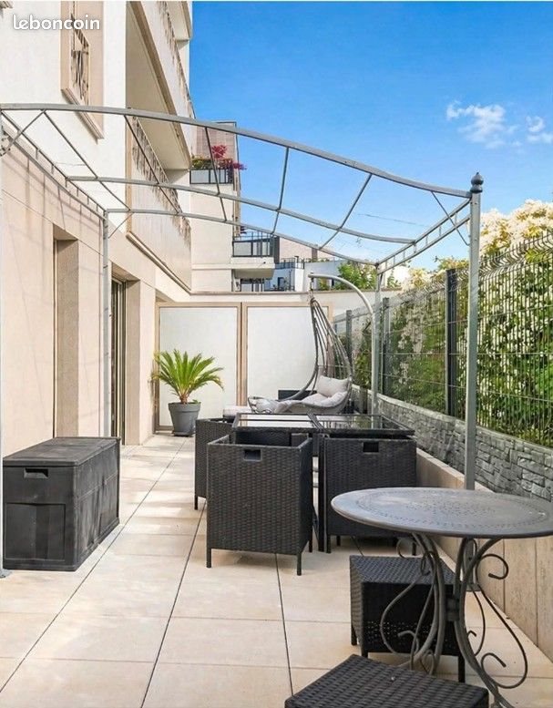 Appartement à vendre, 71m², Saint-Cyr-l'Ecole