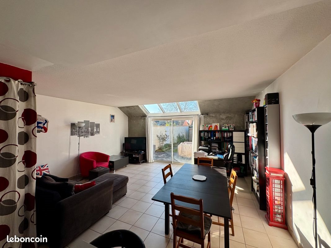 Maison à vendre, 82m², Jouy-le-Moutier