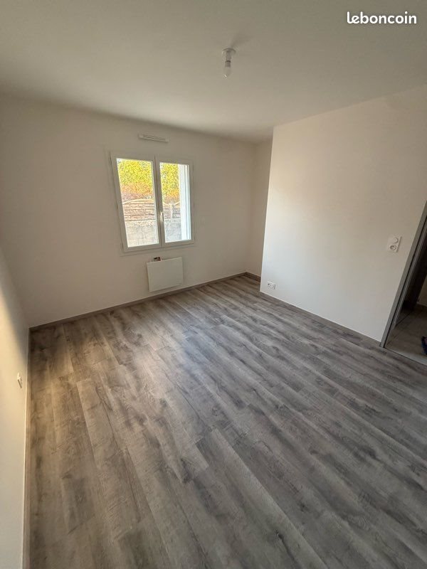 Maison à louer, 65m², Saint-Urbain