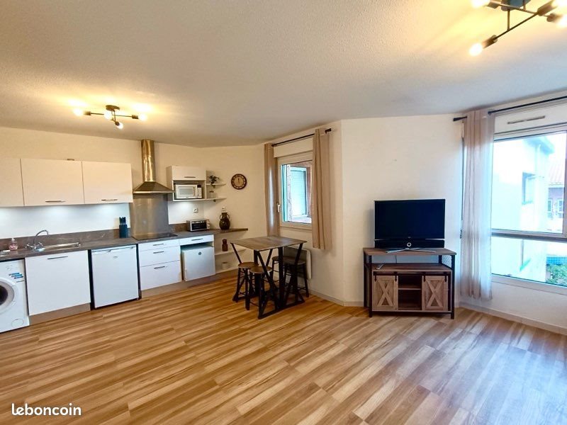 Appartement à louer, 30m², Marseille 8ème