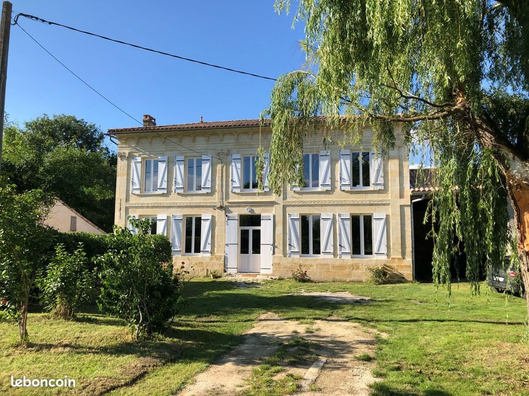 Maison à louer, 260m², Gauriaguet