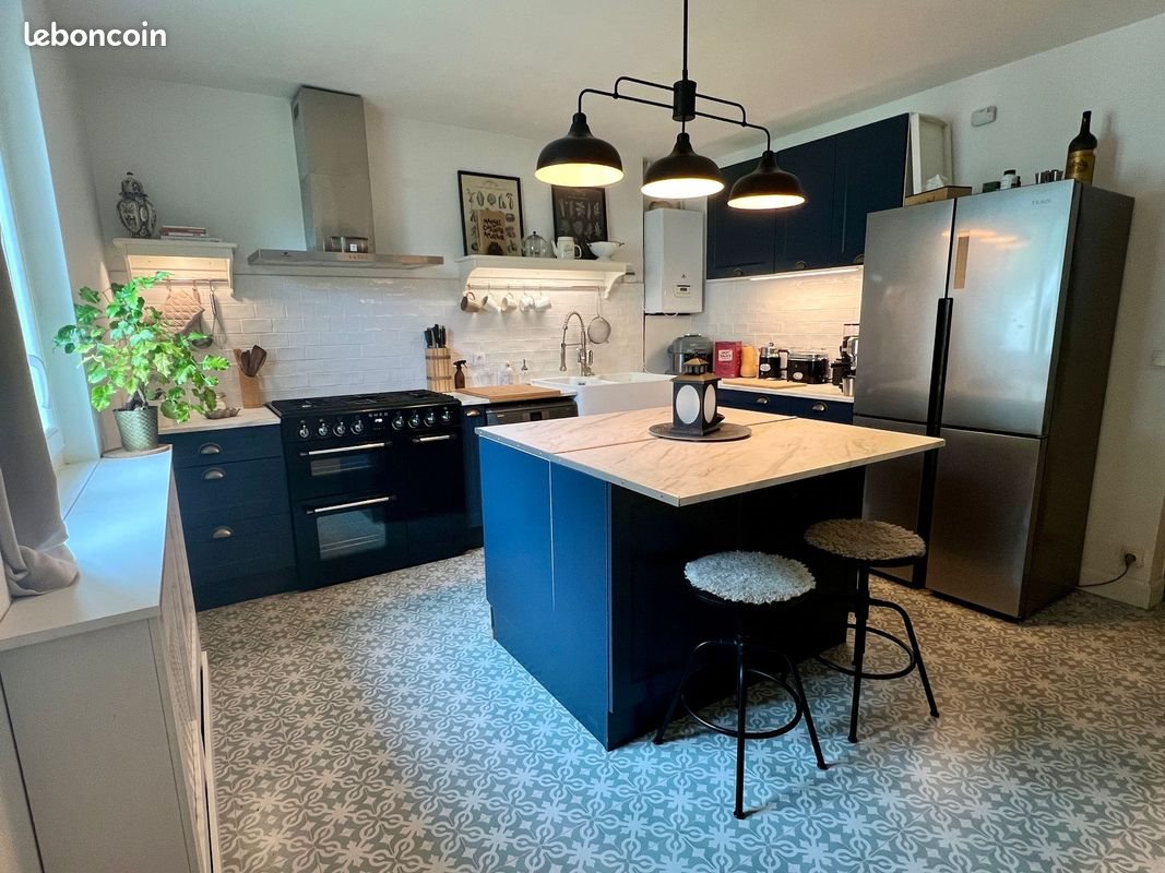 Maison à louer, 260m², Gauriaguet