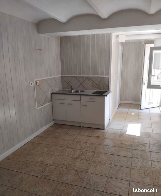 Appartement à louer, 33m², Alès