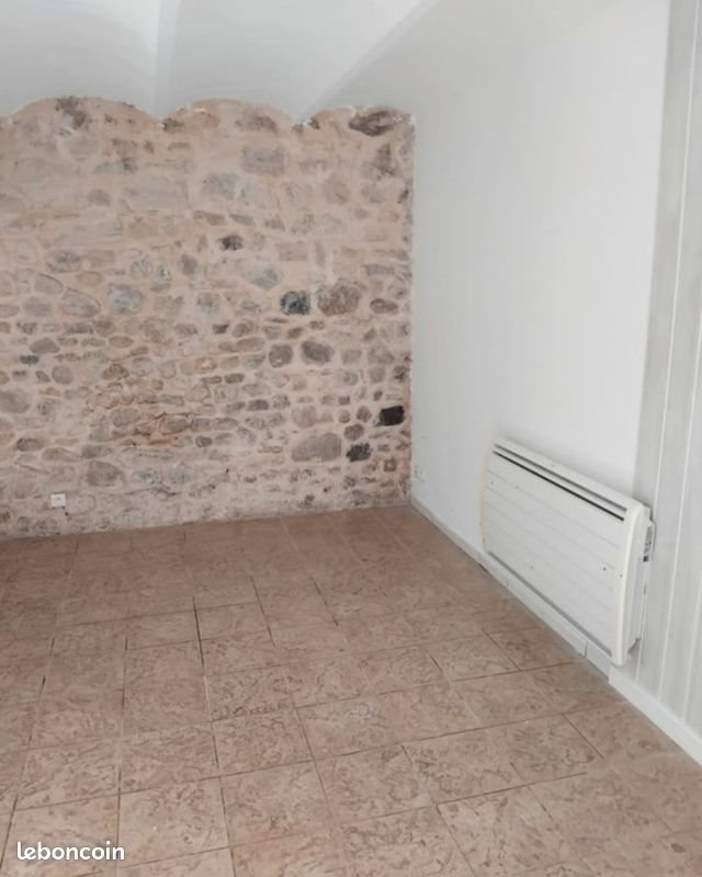 Appartement à louer, 33m², Alès