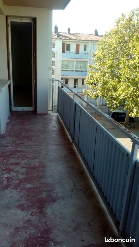 Appartement à louer, 70m², Peyruis