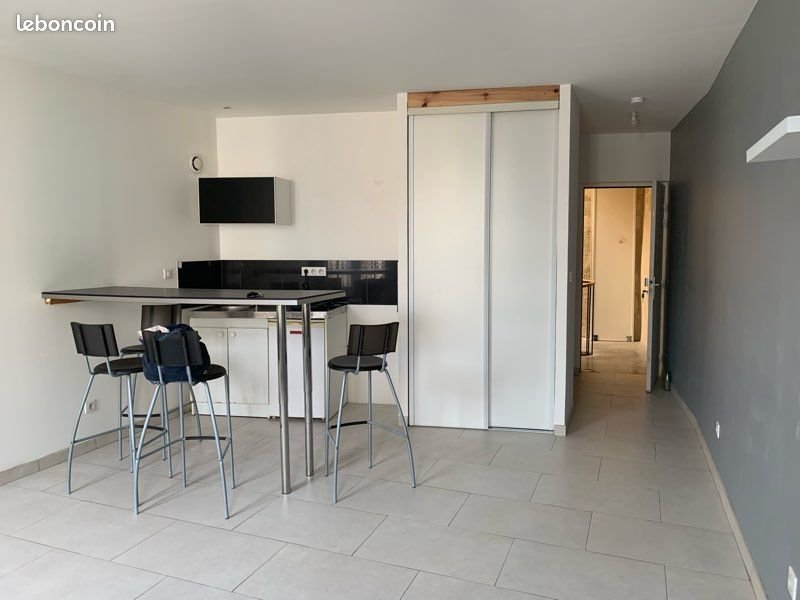 Appartement à louer, 30m², Lunel
