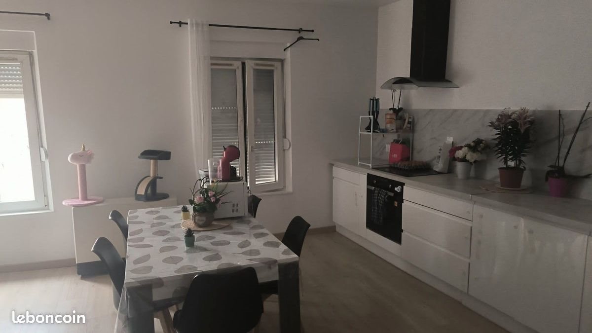 Appartement à louer, 86m², Montcornet