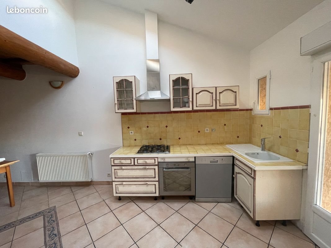 Appartement à louer, 55m², Peyruis