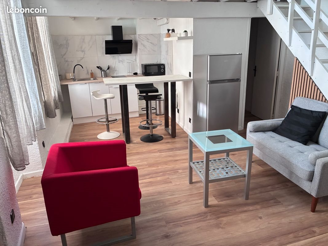 Appartement à louer, 38m², Nîmes