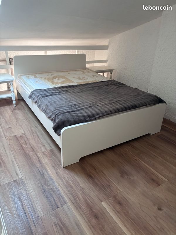 Appartement à louer, 38m², Nîmes