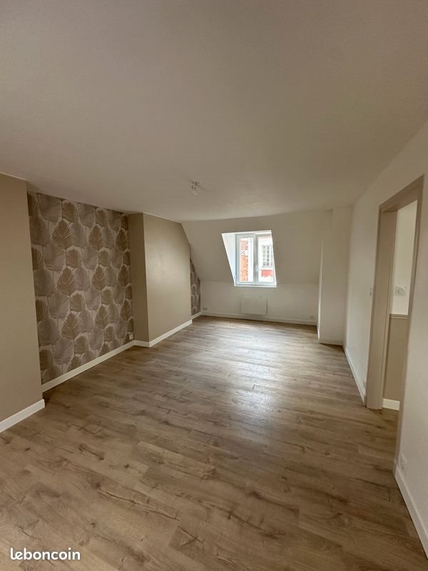 Appartement à louer, 60m², Péronne