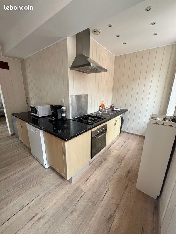 Appartement à louer, 61m², Saint-Fargeau