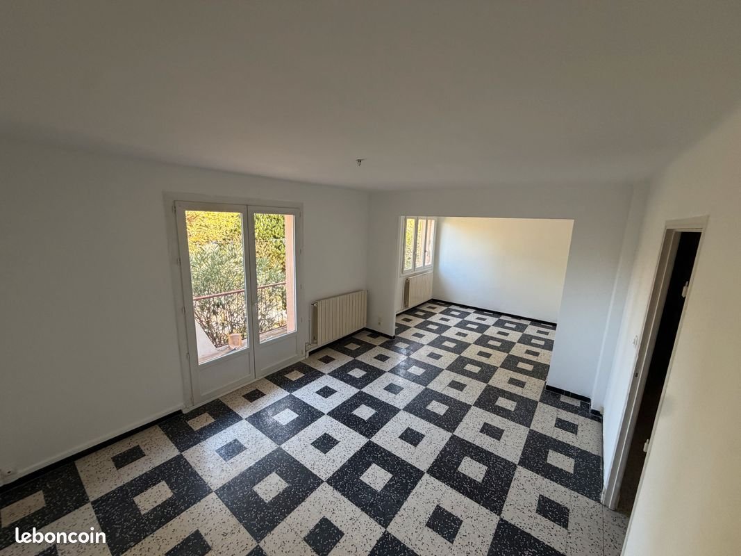 Appartement à louer, 80m², Alès