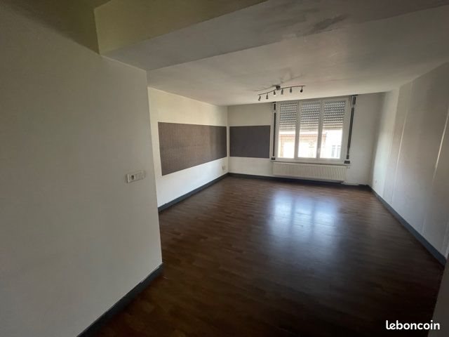 Appartement à louer, 70m², Armentières