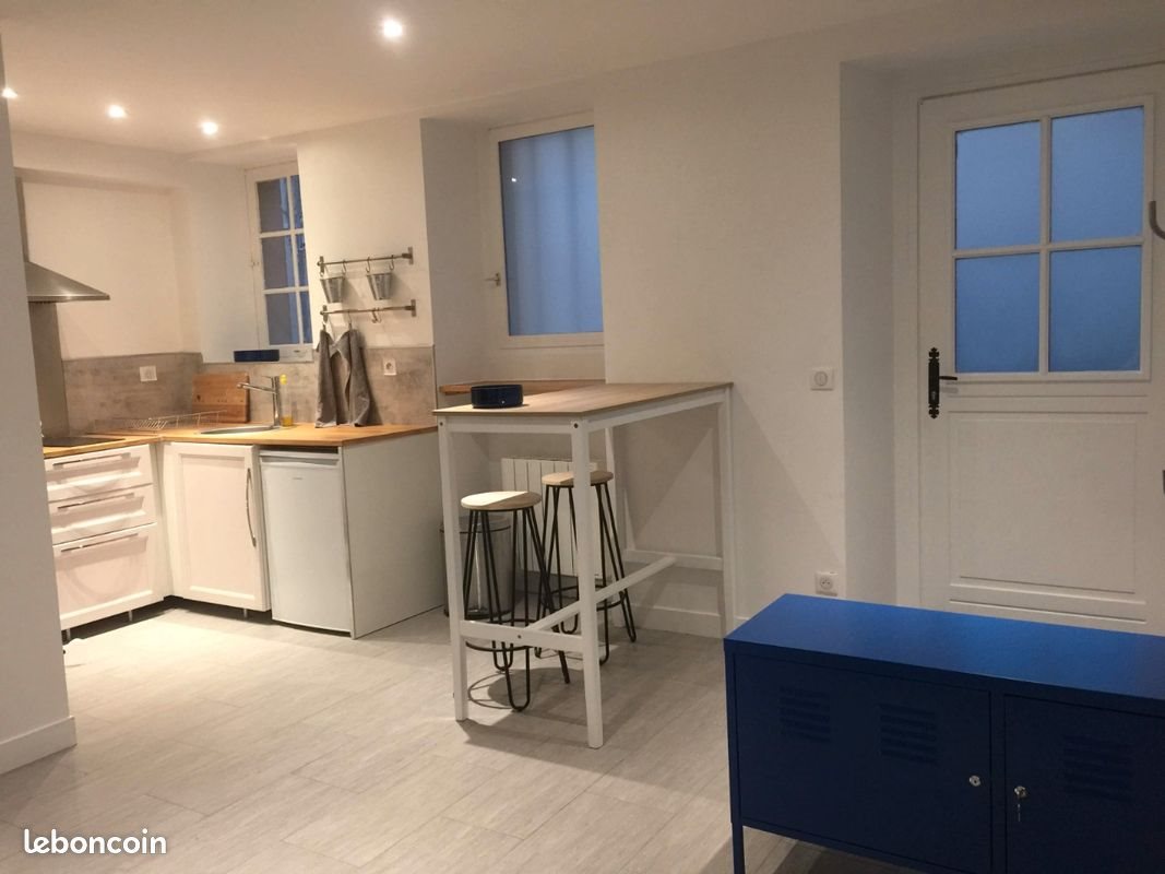 Appartement à louer, 23m², Versailles